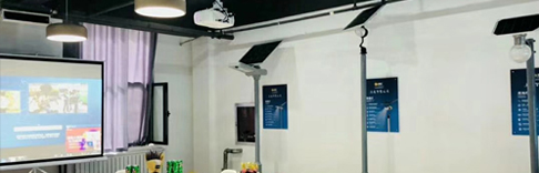 你見過這樣的太陽能路燈展廳嗎？